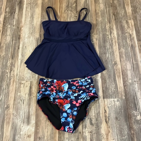 BloomChic Other - NWT BloomChic Tankini Set - Size 14/16